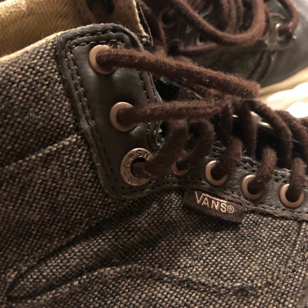 Vans - Picture 4 of 6